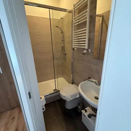 La Dimora Di Sara A 10 Minuti Da Termini *